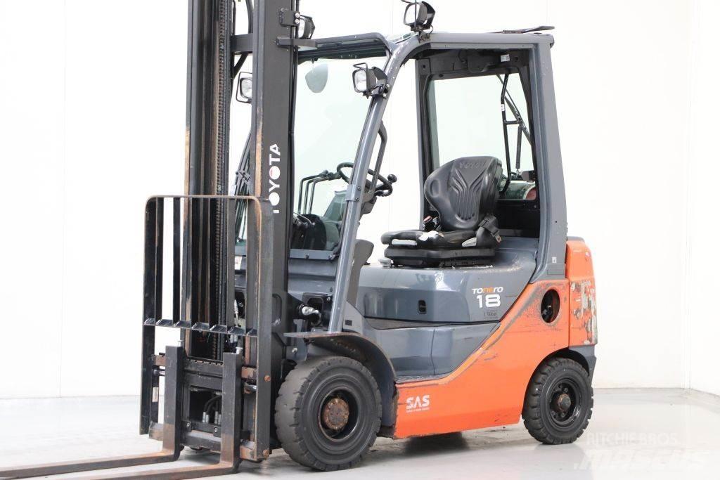 Toyota 02-8FGF18 Gasstapler