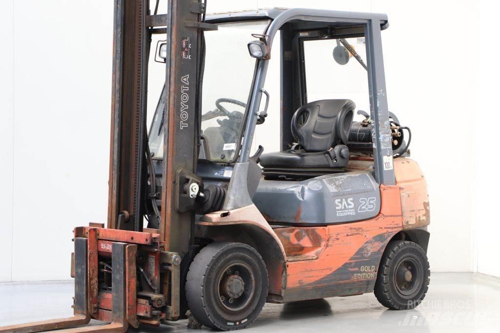 Toyota 42-7FGF25 Gasstapler