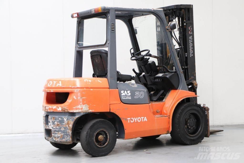 Toyota 62-7FDF30 Dieselstapler