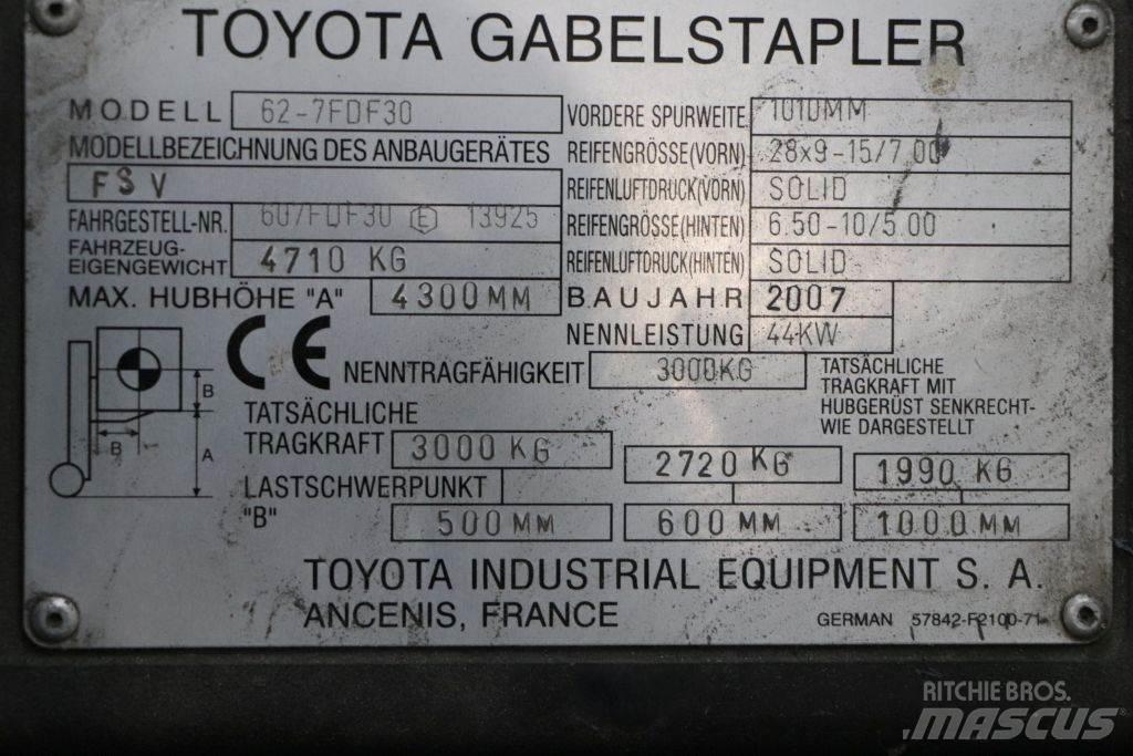 Toyota 62-7FDF30 Dieselstapler