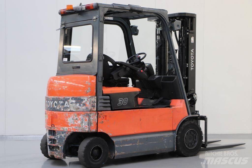 Toyota 7FBMF30 Elektrostapler