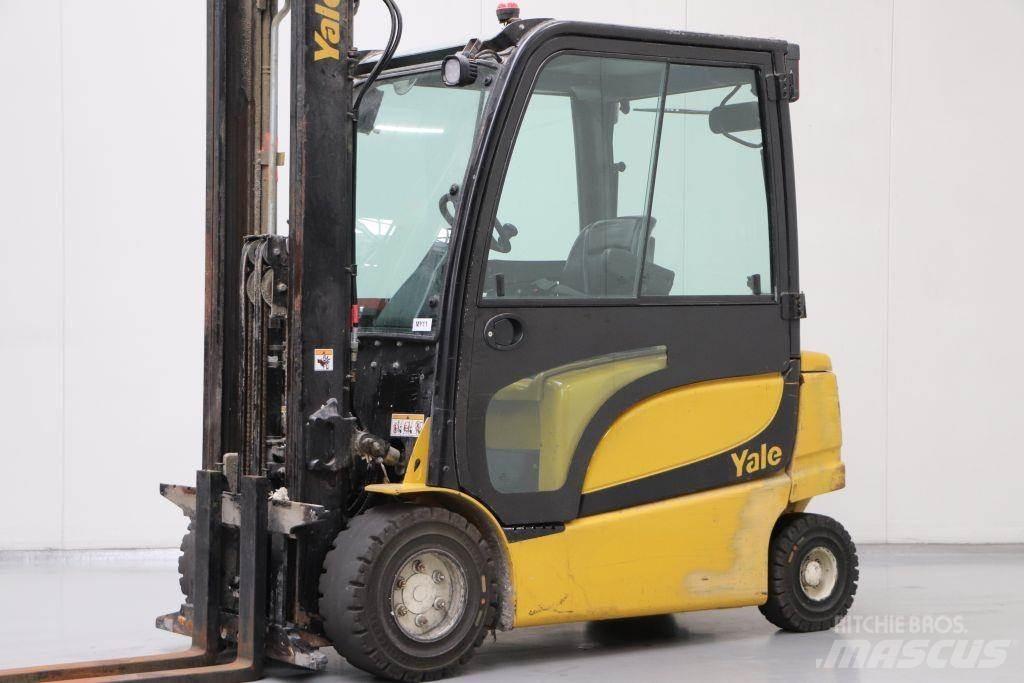 Yale ERP30VL Elektrostapler