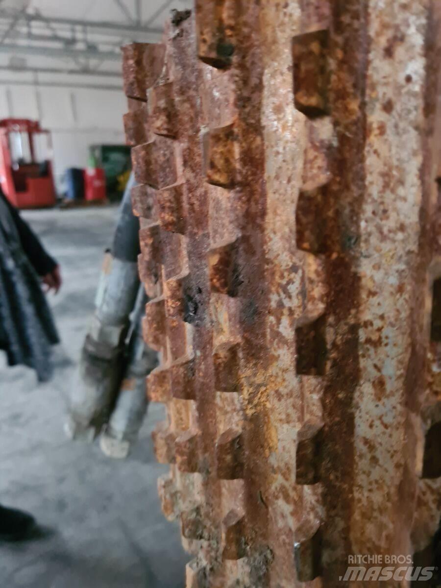 Moipu 300 Sonstige Forstmaschinen