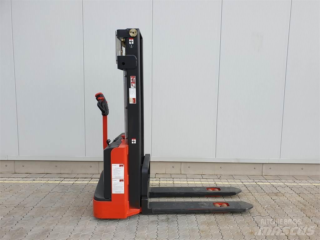 Linde #N/A Deichselstapler