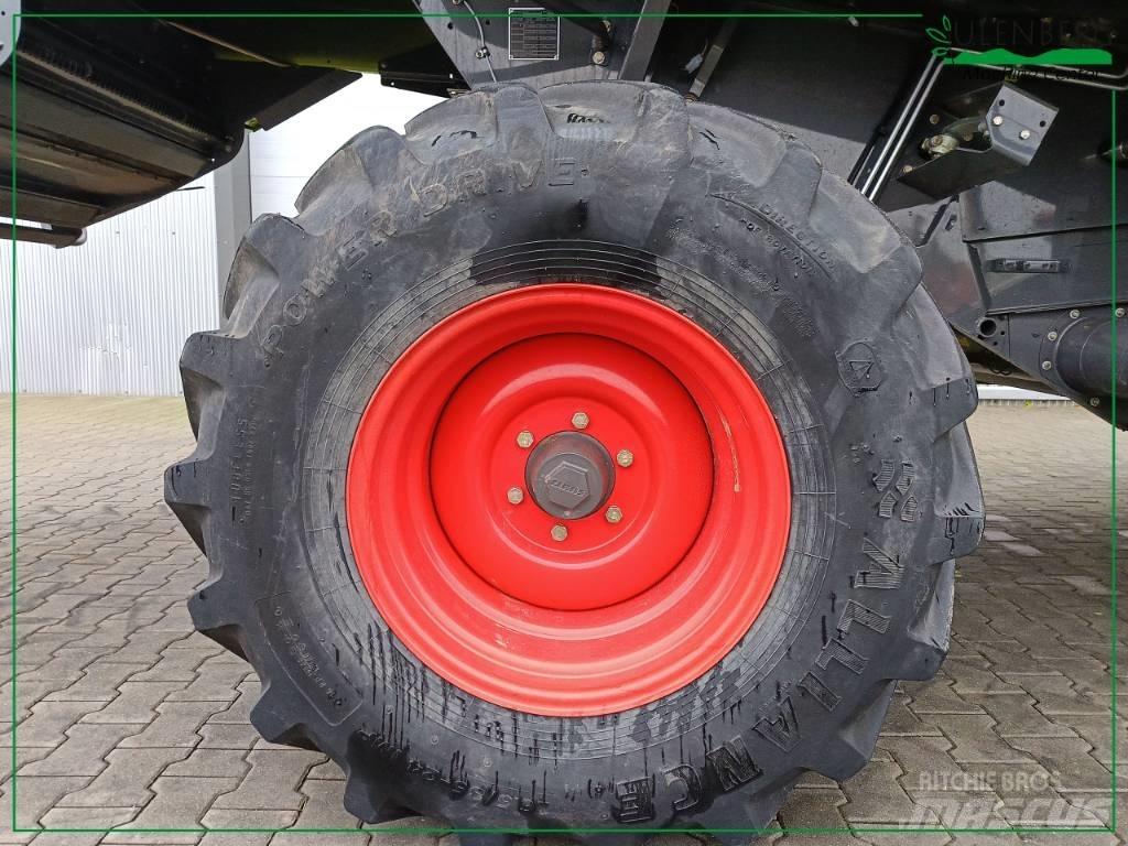 CLAAS Tucano 420 Mähdrescher