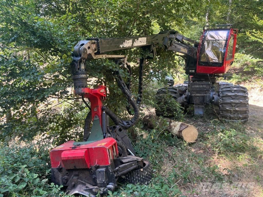 Komatsu 931 XC Harvester