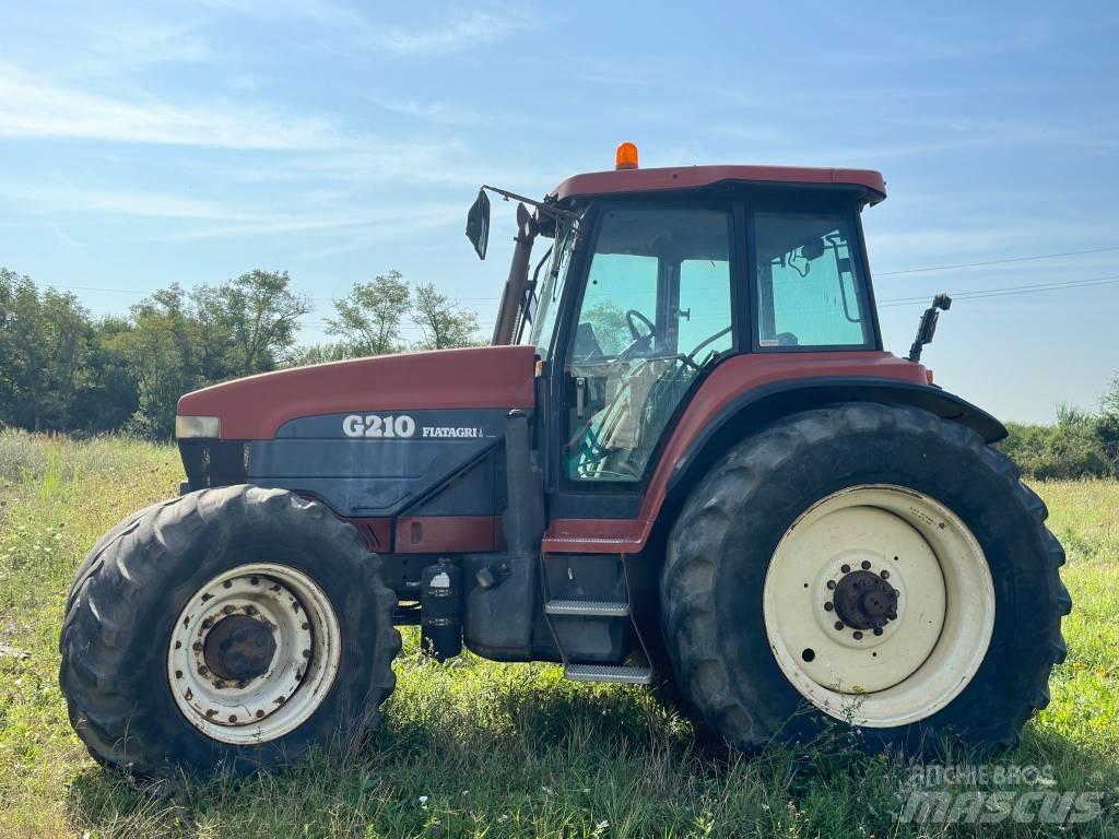 New Holland G 210 Traktoren