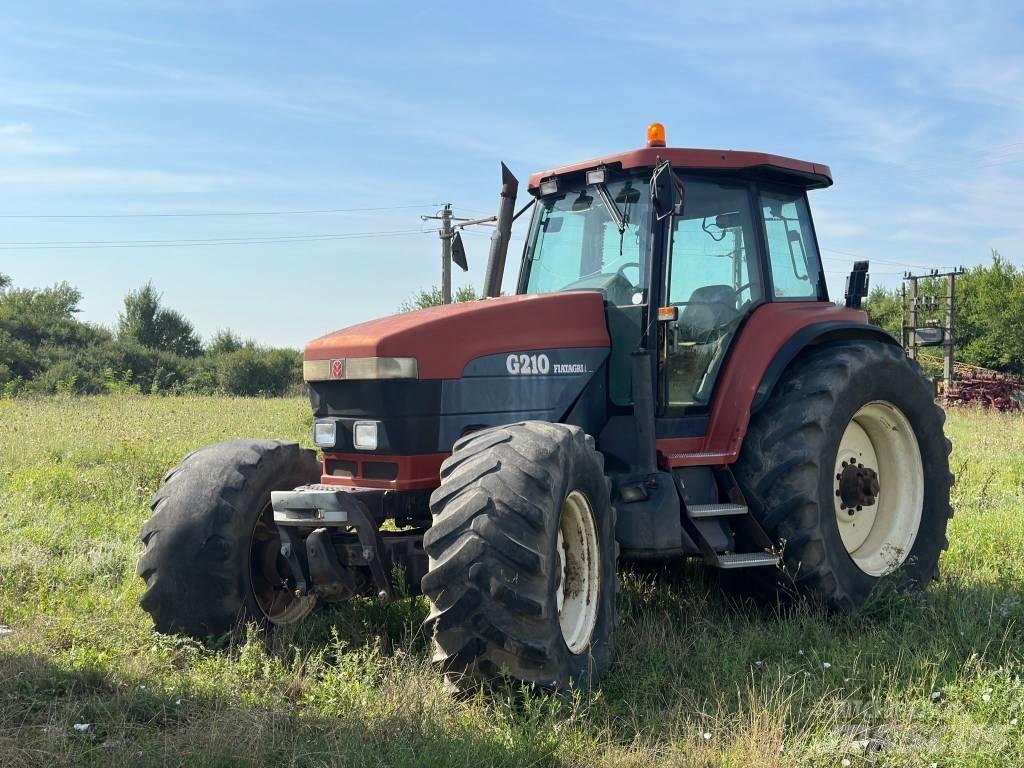 New Holland G 210 Traktoren