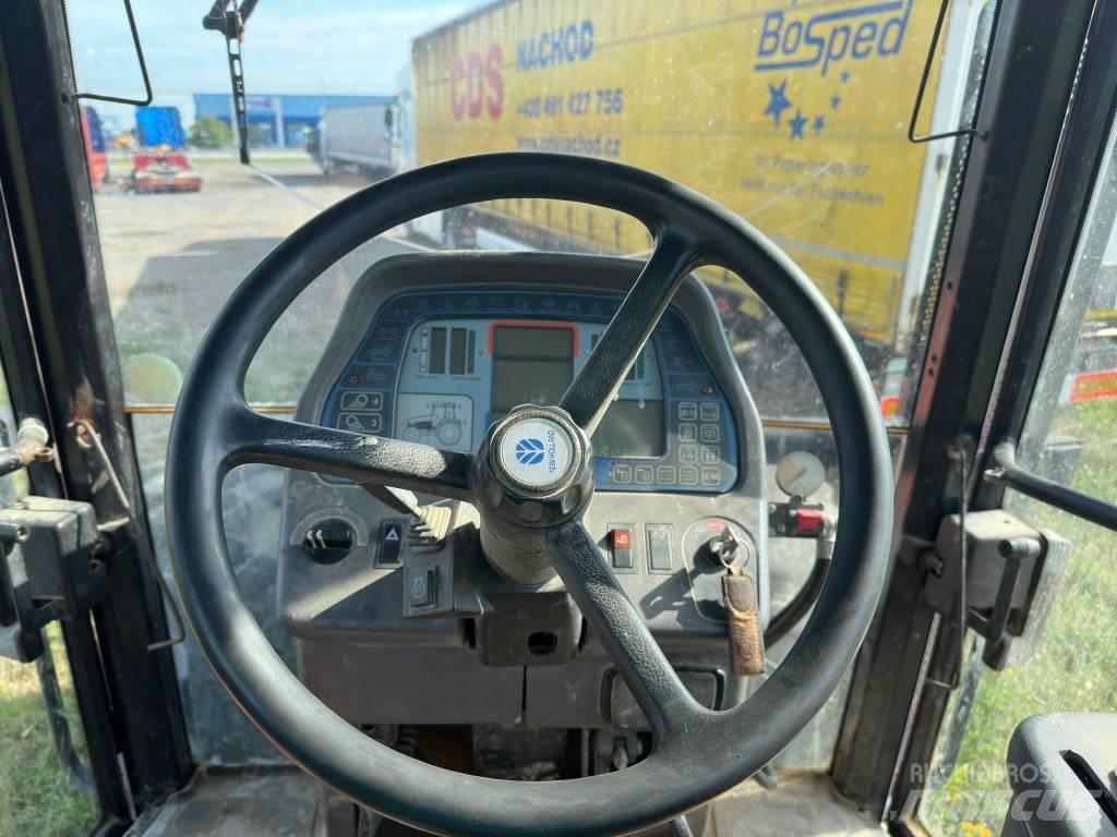 New Holland G 210 Traktoren