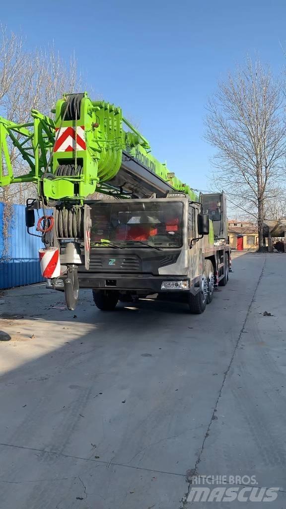 Zoomlion ZAT 300 All-Terrain-Krane