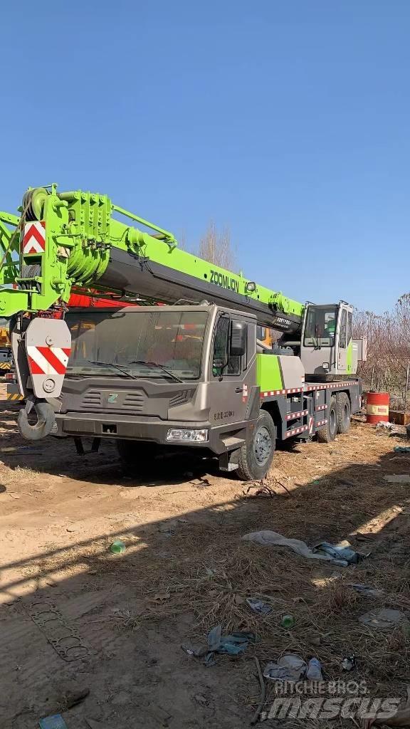 Zoomlion ZAT 300 All-Terrain-Krane