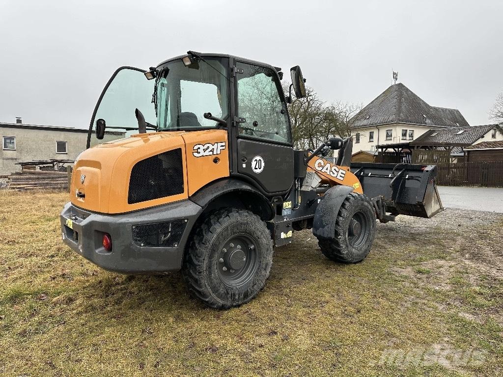 CASE 321 F Radlader