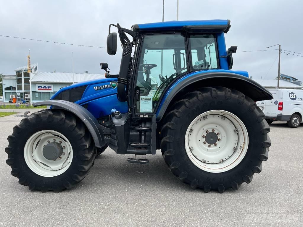 Valtra N 163 D Traktoren