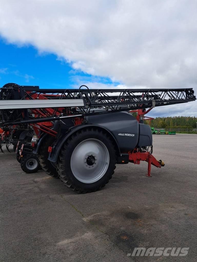 Horsch Leeb 4 Ax 30m Anhängespritzen