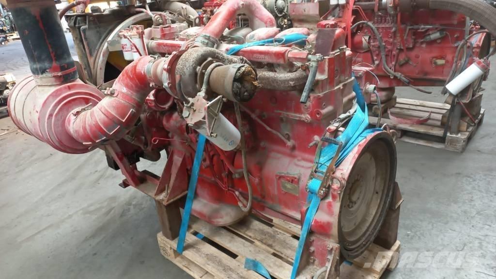 Volvo TD121G Motoren