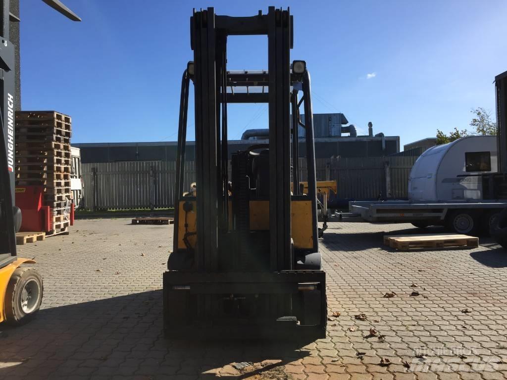 Jungheinrich EFG 216 Elektrostapler