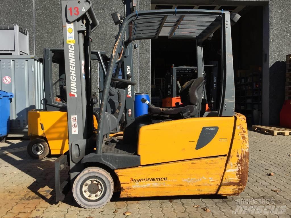 Jungheinrich EFG 216 Elektrostapler