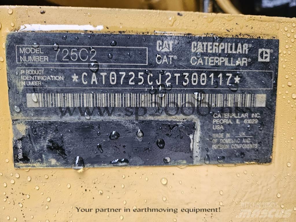 CAT 725C2 Dumper - Knickgelenk