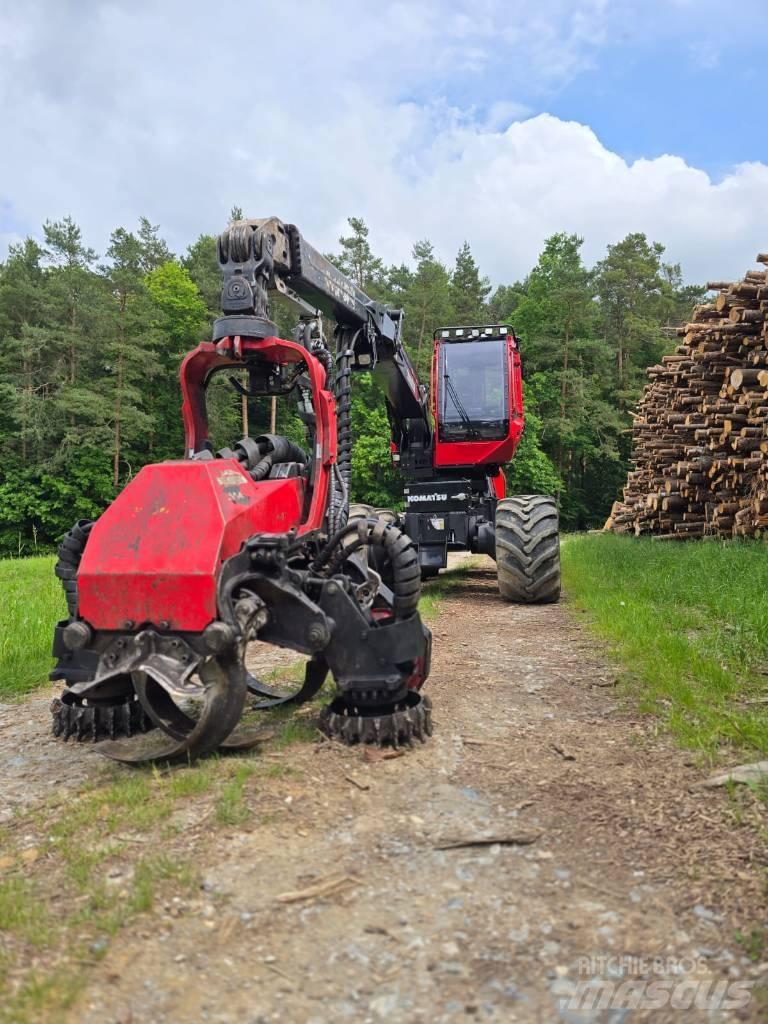 Komatsu 931 XC Harvester