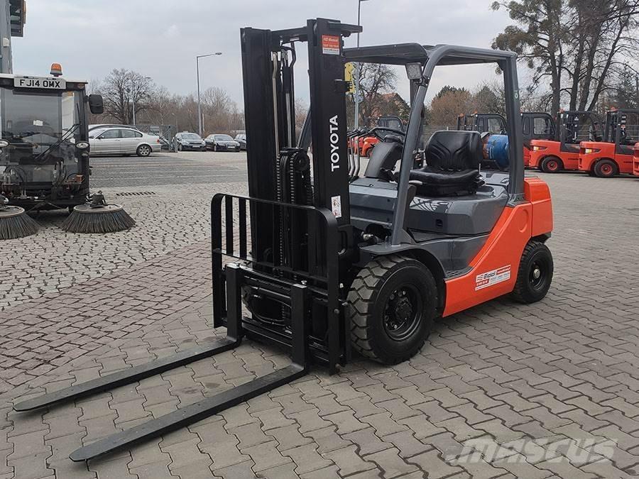 Toyota 02-8FGF20 Gasstapler