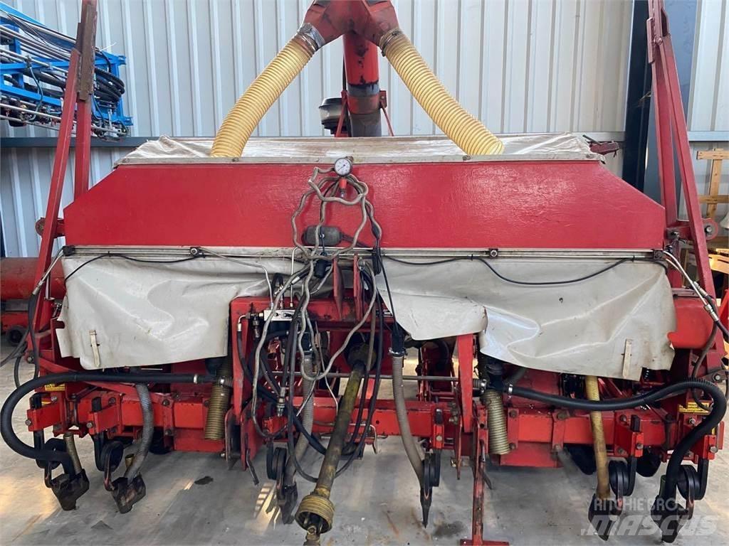 Becker Aeromat 6 T Sonstige Landmaschinen