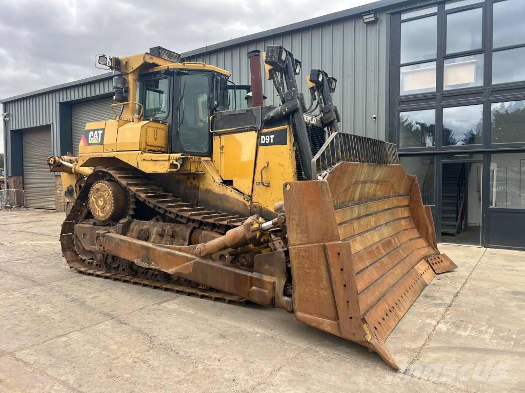 CAT D 9 T Bulldozer