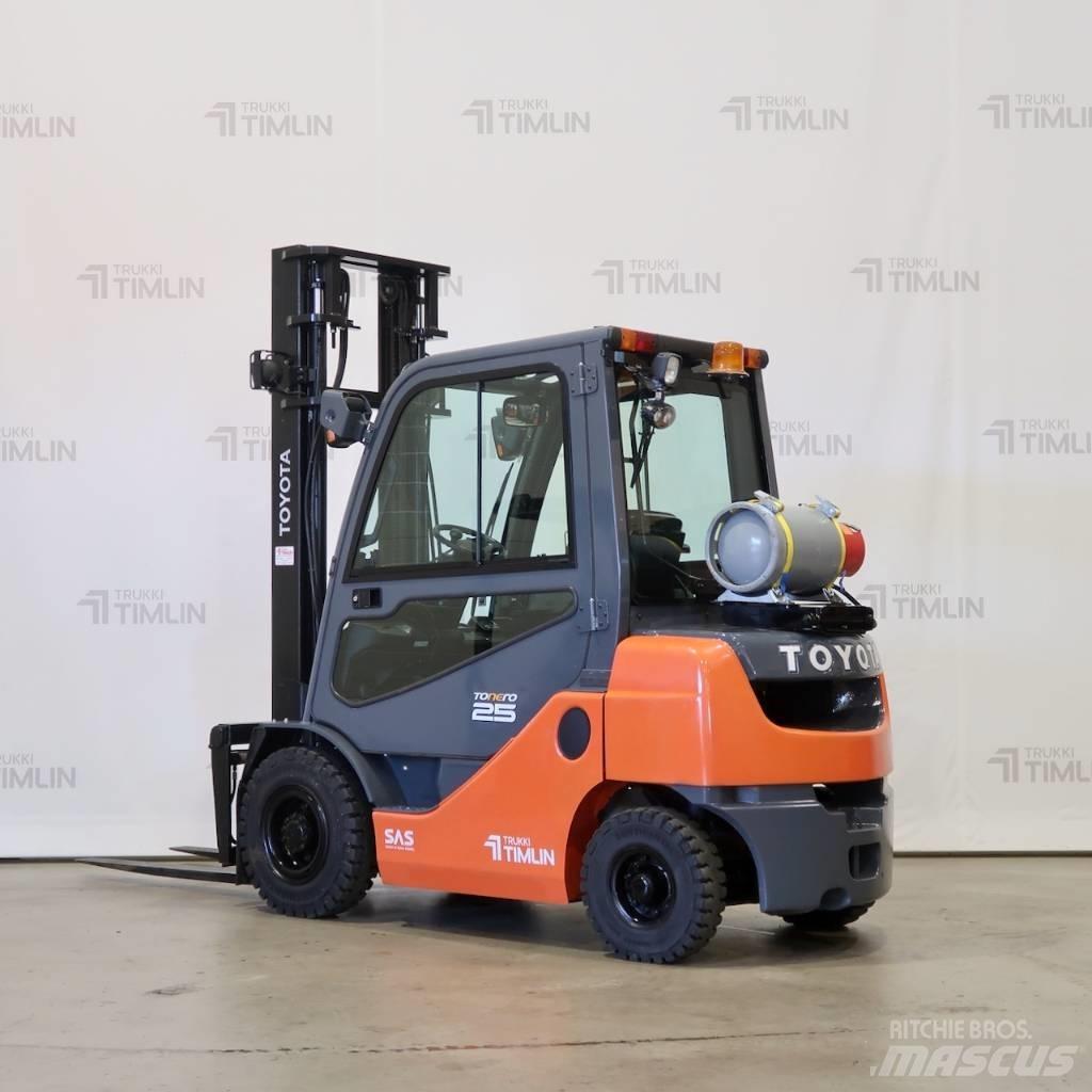 Toyota 02-8FGF25 Gasstapler