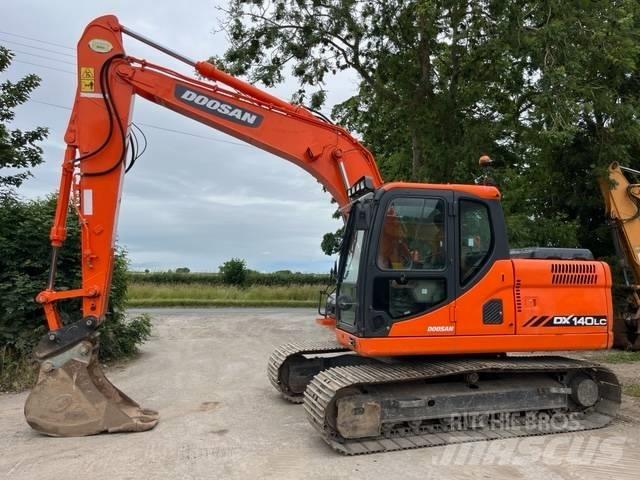 Doosan DX 140 LC Raupenbagger