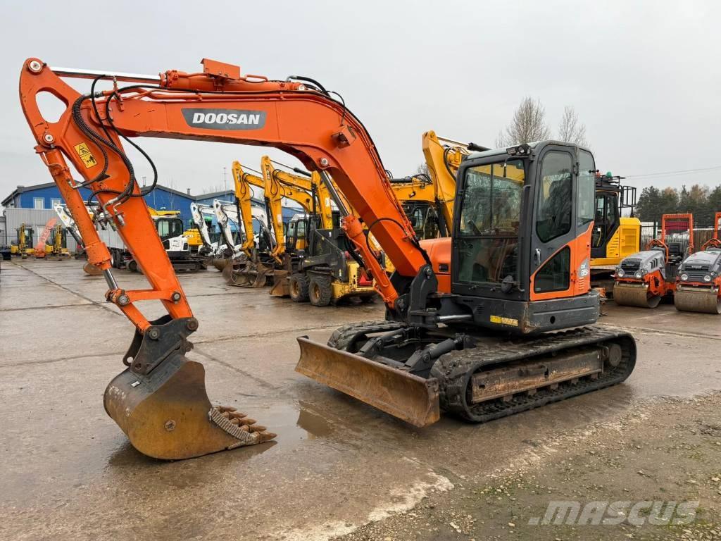 Doosan DX 85 R Midibagger  7t - 12t