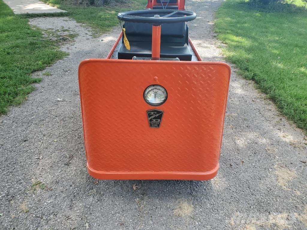 Taylor-Dunn C432 Schlepper