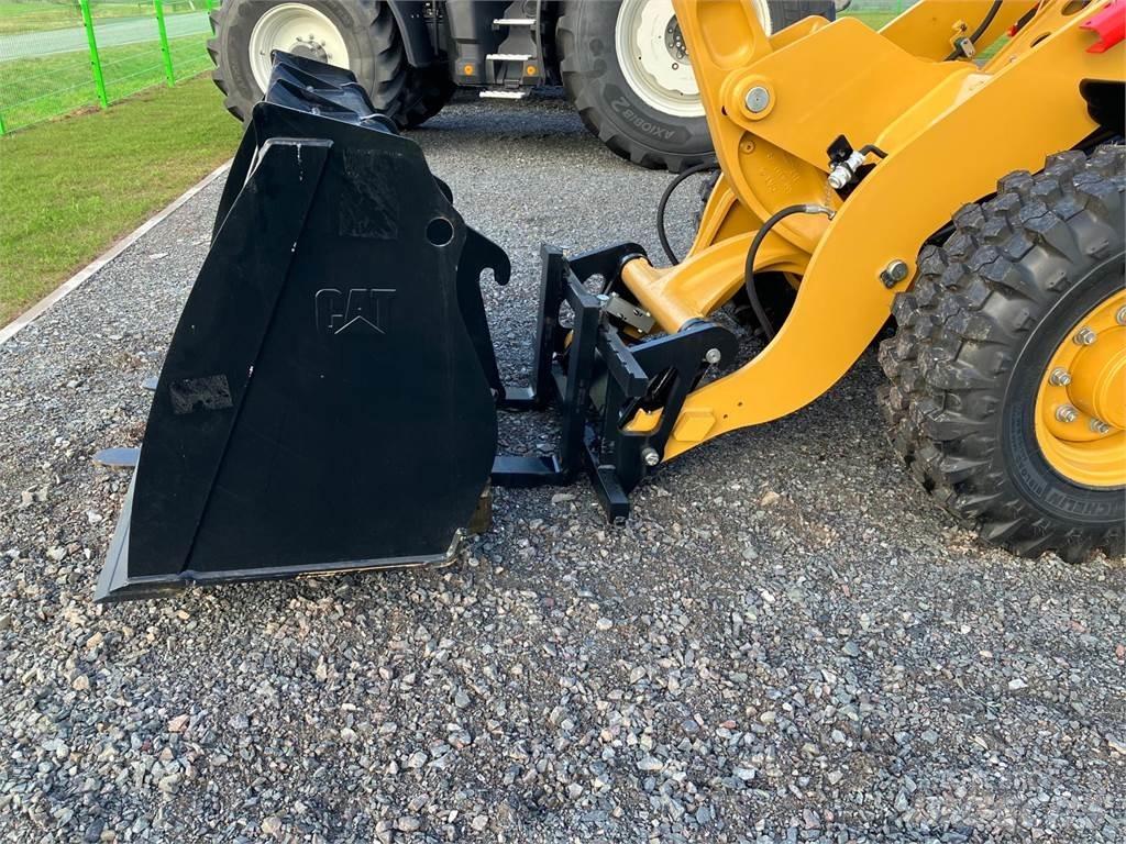 CAT 906 Radlader