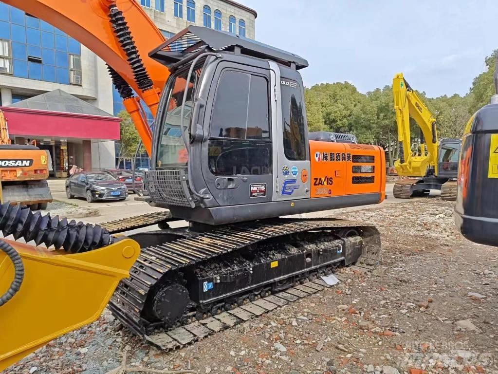 Hitachi ZX 200 Raupenbagger