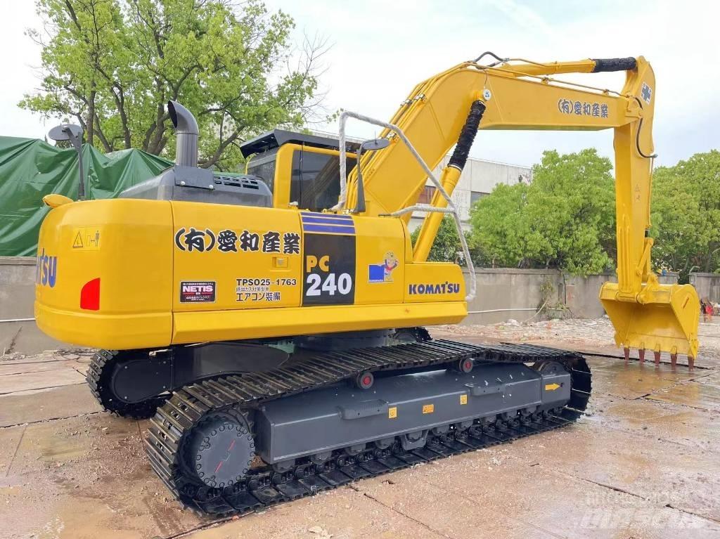 Komatsu PC 240LC-8 Raupenbagger