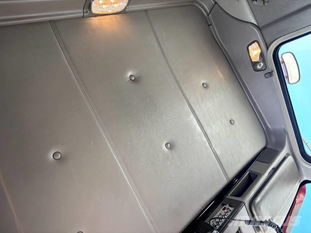 Kenworth W 900 Sattelzugmaschinen