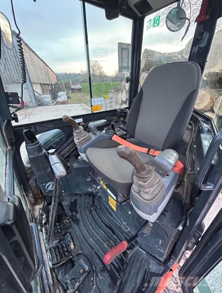 Hitachi ZX 26 U-6 Minibagger < 7t