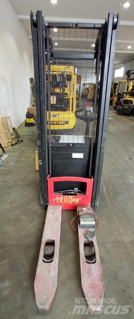 Hyster S 1.2 Handgeführter Palettenstapler