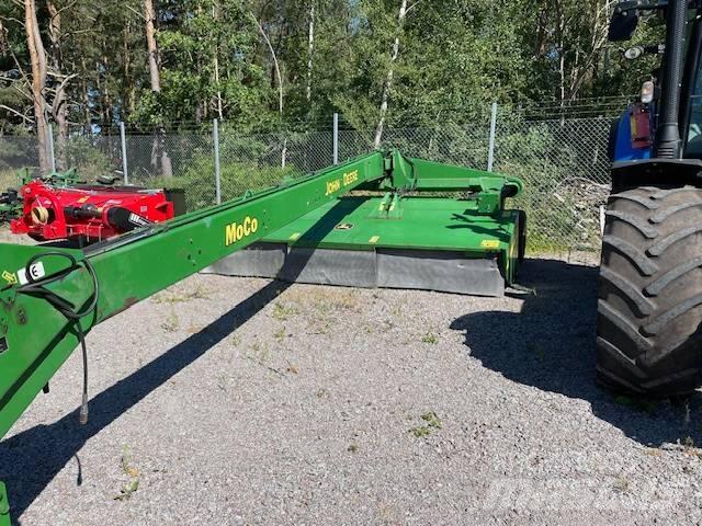 John Deere 946 Mähwerke