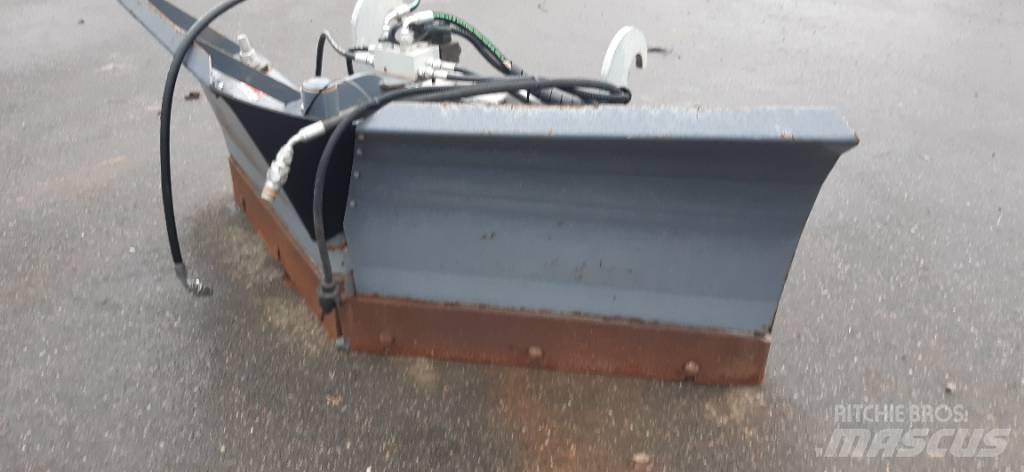 Siringe T1700 Schneeschilde und -pflüge