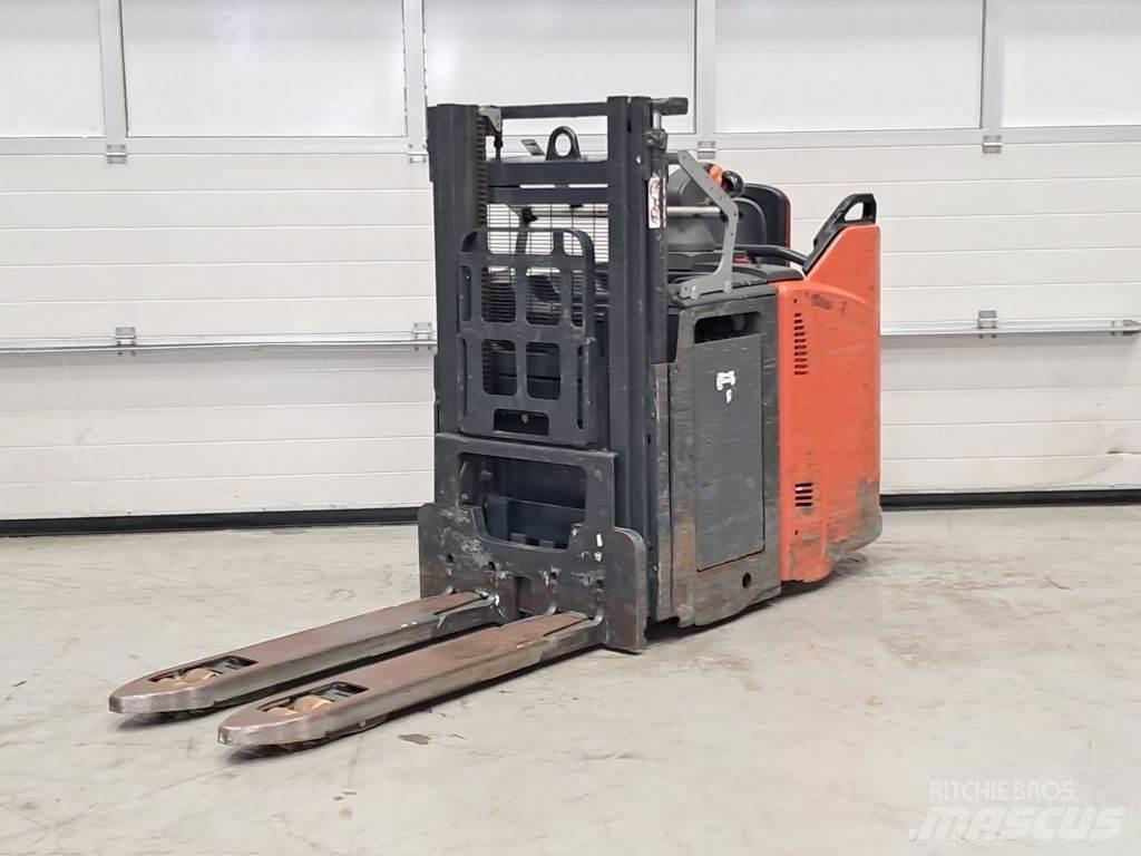 Linde L12LHPSP Deichselstapler