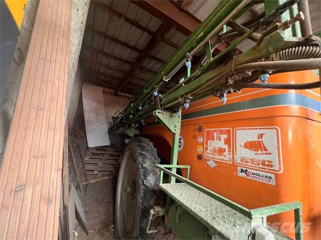 Amazone S330 Nova Anhängespritzen