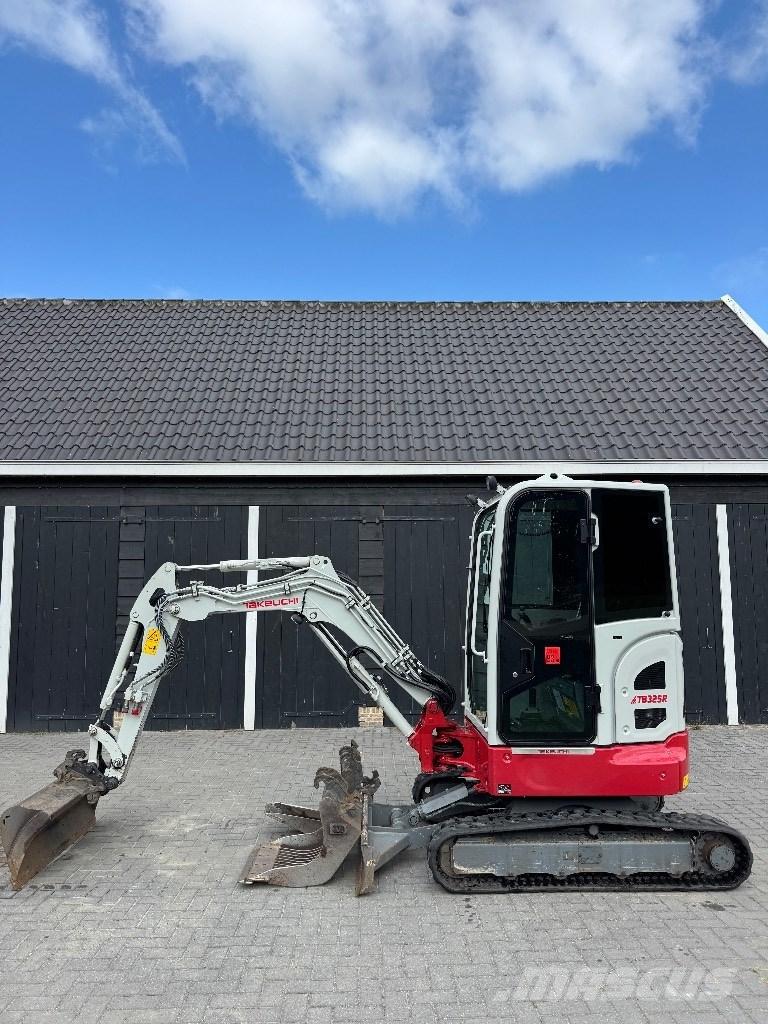 Takeuchi TB 325 R Minibagger < 7t