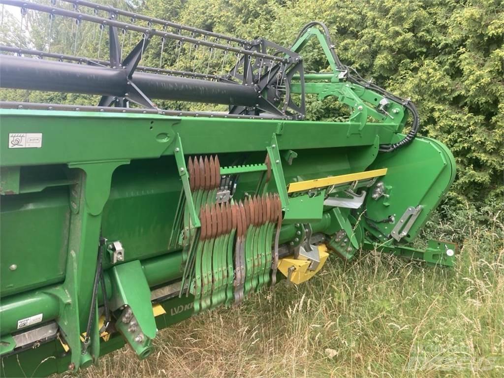 John Deere T560 Mähdrescher