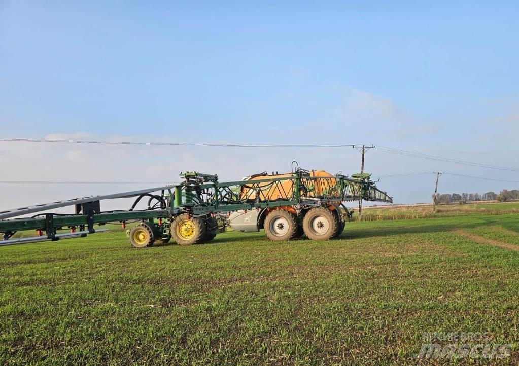 Amazone UX 11200 Anhängespritzen