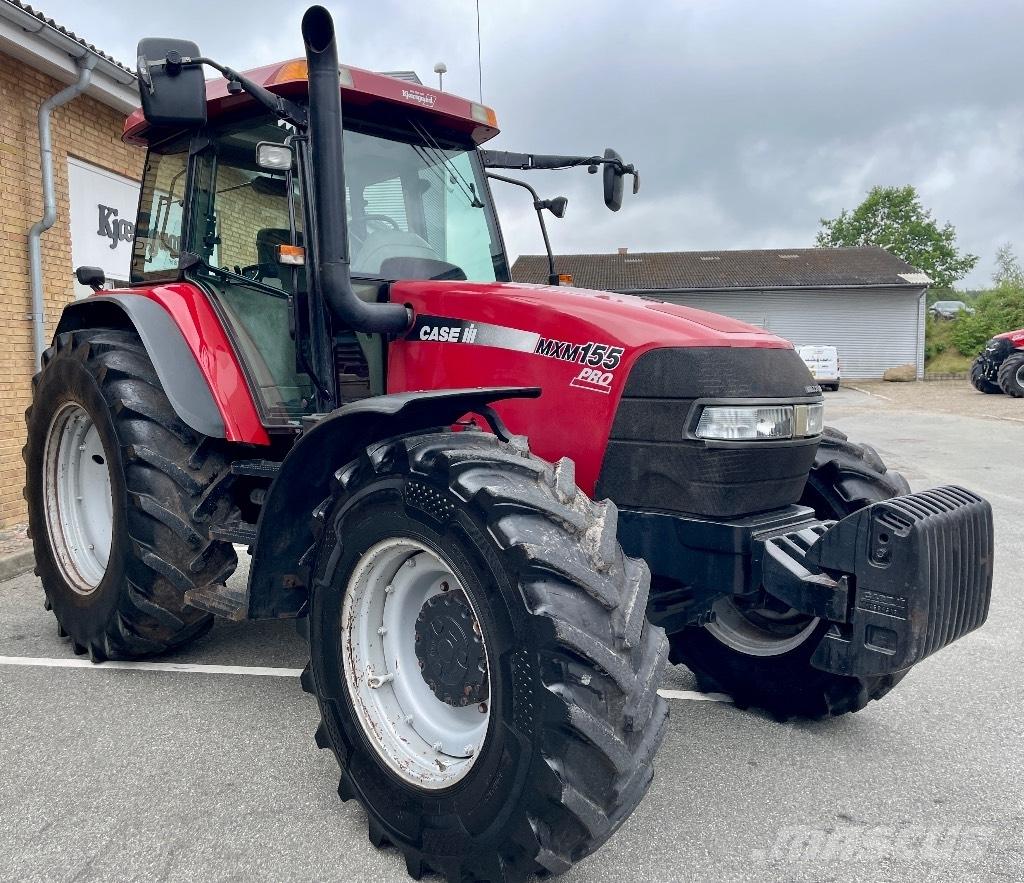 Case IH MXM 155 Pro Traktoren