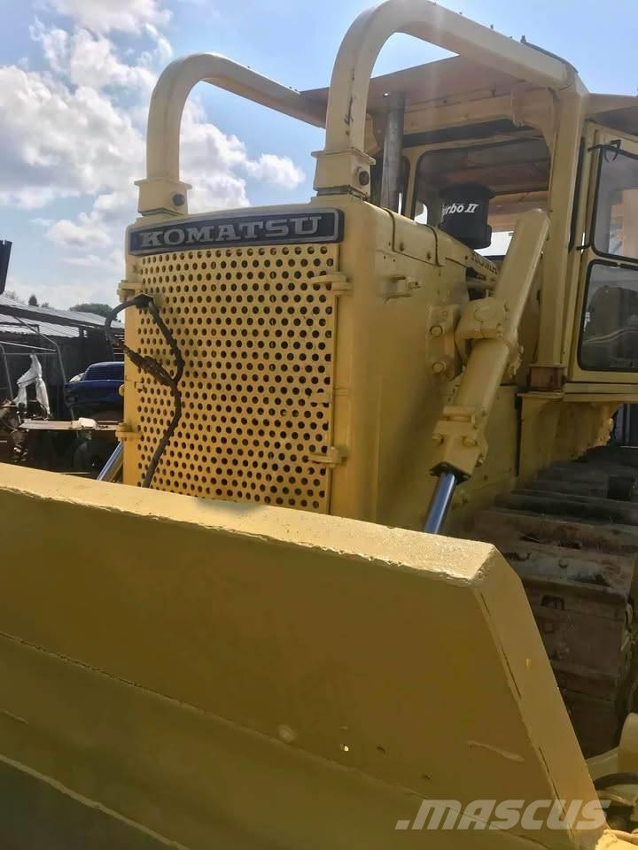 Komatsu D 85 A-12 Bulldozer