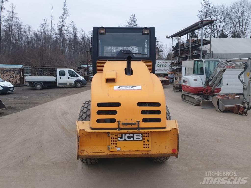 JCB VM 75 D Walzenzüge