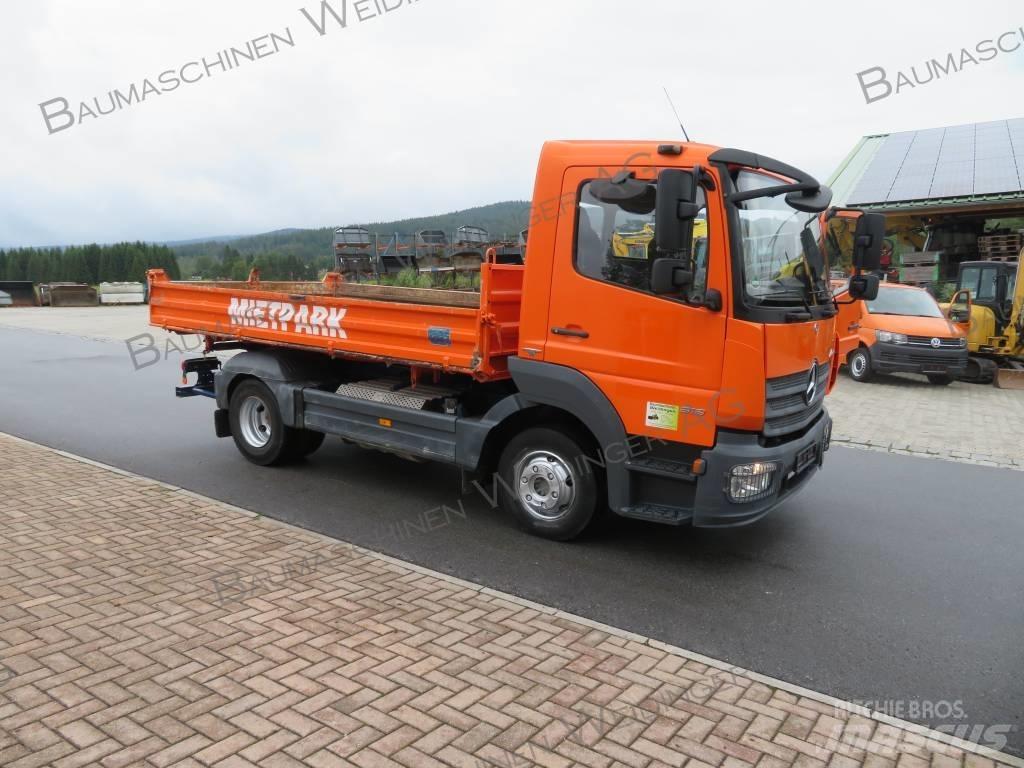 Mercedes-Benz 818K Kipper
