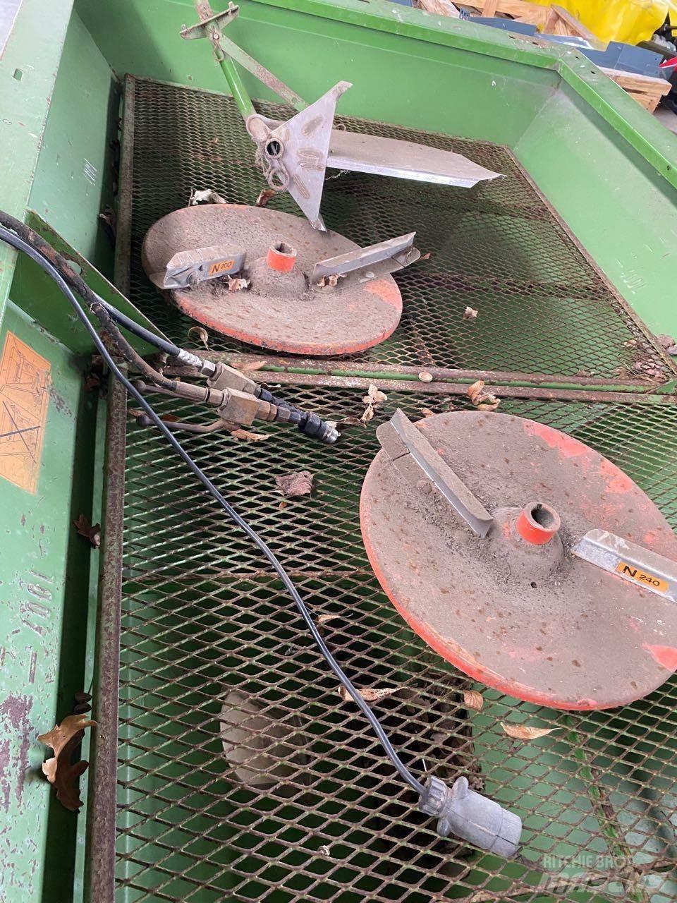 Amazone ZA-U 1001 Mineraldüngerstreuer