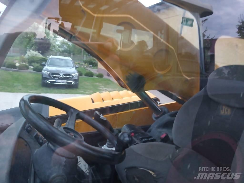 JCB 536 70 536 70 Teleskop-Radlader