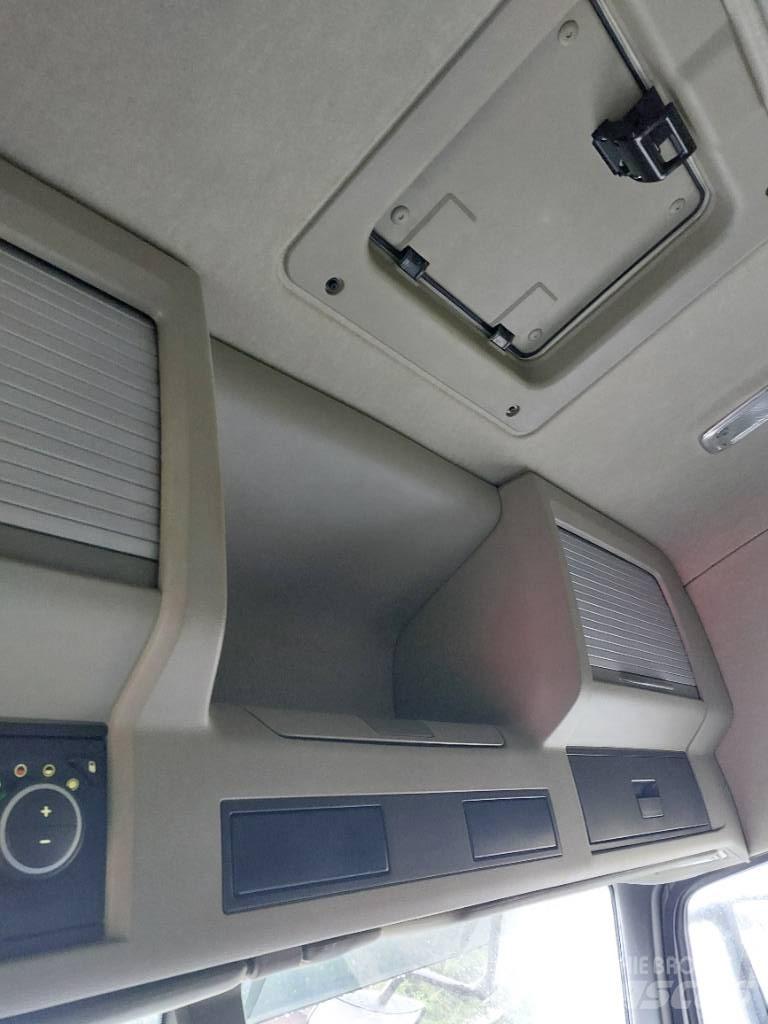Lastbil Volvo Sattelzugmaschinen
